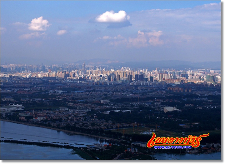 ทะเลสาบเตือนฉือ  คุนหมิง มณฑลยูนนาน จีน