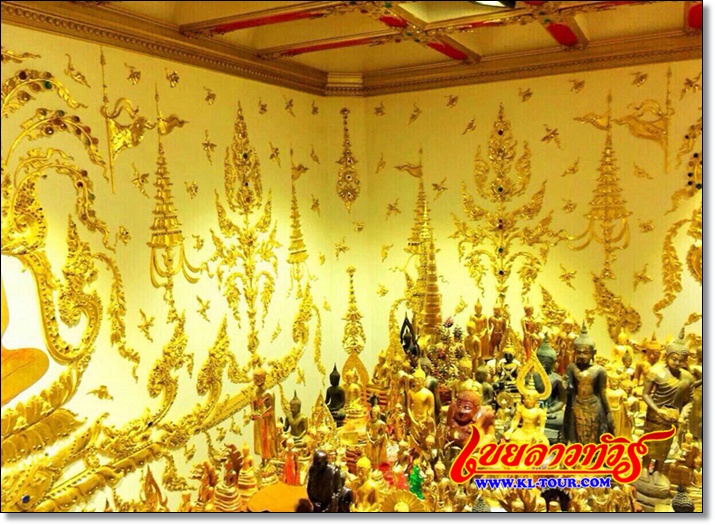 พระธาตุพนมบรรจุพระบรมสาริกธาตุพระพุทธเจ้าแห่งแรกของประเทศไทย