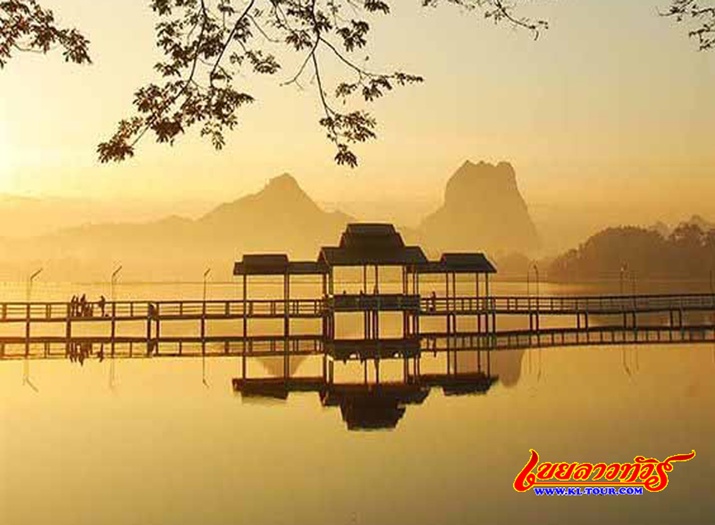 สะพานไม้อูเป็ง สะพานไม้สักที่ยาวที่สุดในโลก อยู่ที่เมืองอมรปุระ