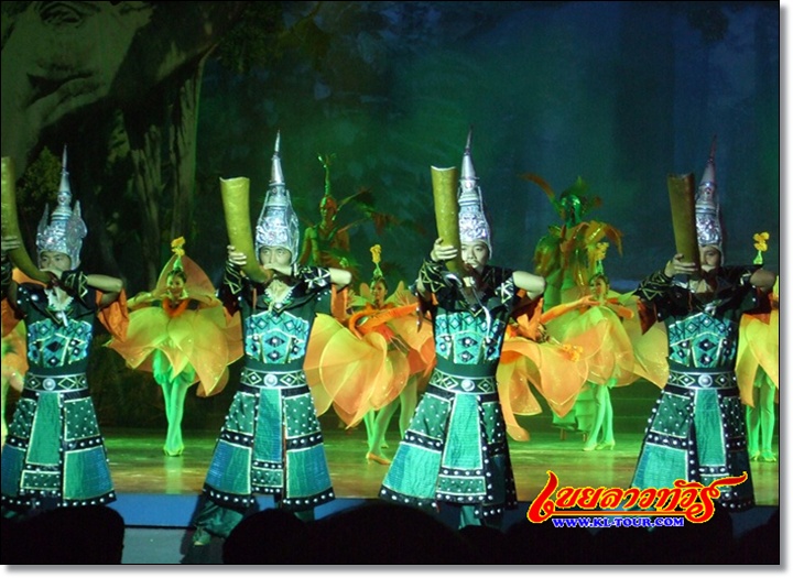โชว์พาราณศรี เมืองเชียงรุ้ง สิบสองปันนา จีน